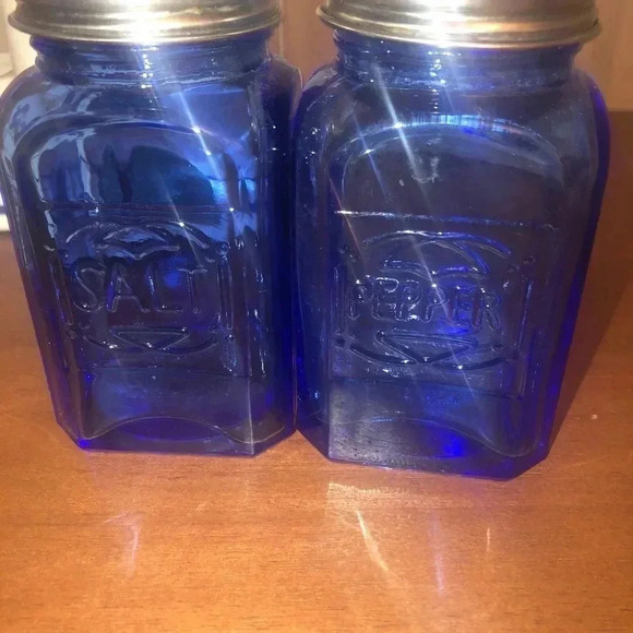 Set of 4/tea -sweetener- salt & pepper canisters - Picture 4 of 6